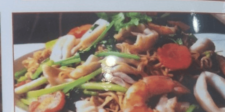 Stir-Fried Seafood Noodles