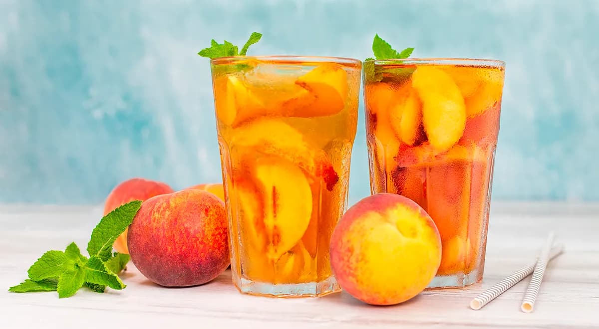Iced peach tea