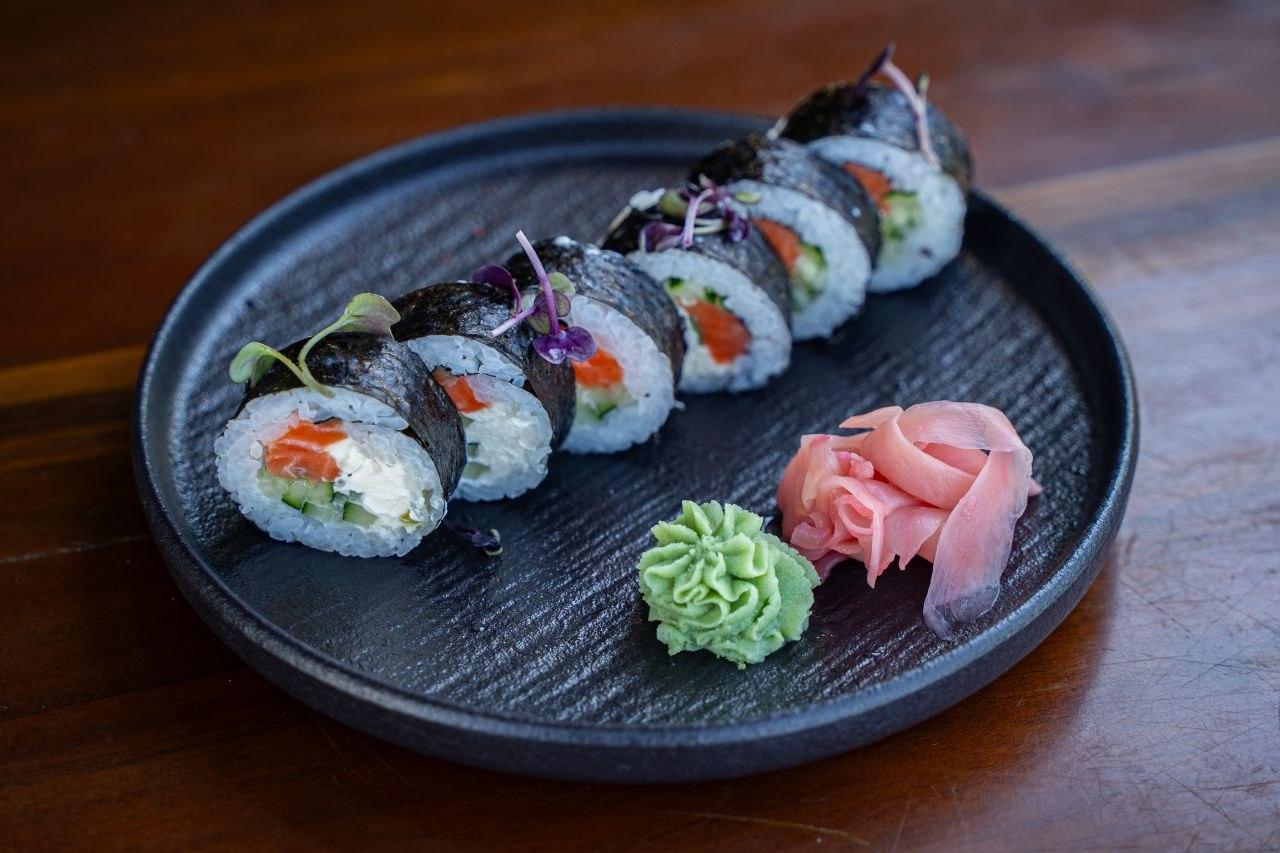 Sake Futomaki (6 pcs)