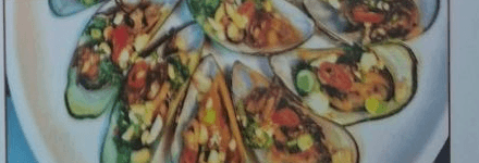 Grilled Green Mussels with Scallion Oil (7 pcs)